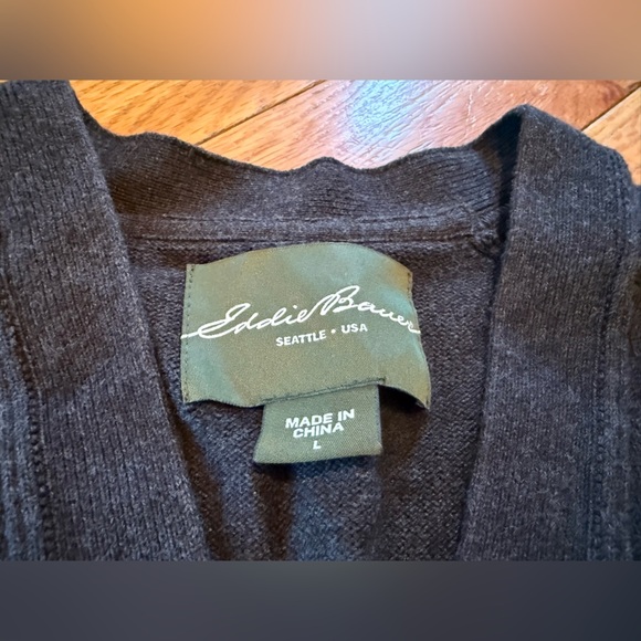 VTG Eddie Bauer Mens Size L Cotton Cashmere Cardigan Gray V Neck Button Grandpa - Picture 5 of 16